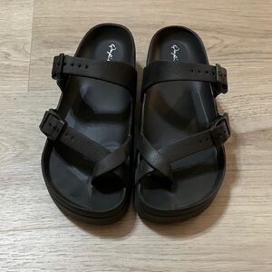 Qupid Black Double Buckle Sandals
